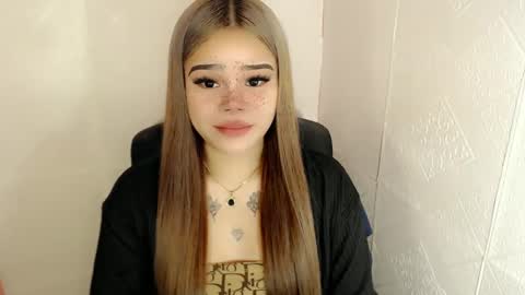 Snapshot of preciousangel69xxx chatting on February 2025 06:50:02 AM MAXXINE online show from February 2025 06:50:02 AM