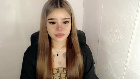 Snapshot of preciousangel69xxx chatting on February 2025 02:44:01 PM MAXXINE online show from February 2025 02:44:01 PM