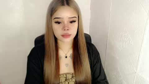 Snapshot of preciousangel69xxx chatting on February 2025 11:37:02 PM MAXXINE online show from February 2025 11:37:02 PM
