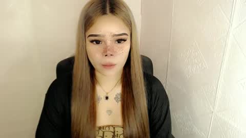 Snapshot of preciousangel69xxx chatting on March 2025 09:15:01 PM MAXXINE online show from March 2025 09:15:01 PM