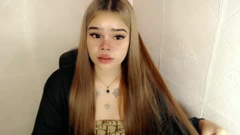 Snapshot of preciousangel69xxx chatting on March 2025 07:34:02 AM MAXXINE online show from March 2025 07:34:02 AM