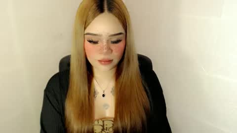 Snapshot of preciousangel69xxx chatting on September 2025 03:22:01 AM MAXXINE online show from September 2025 03:22:01 AM