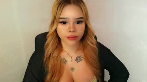 Snapshot of preciousangel69xxx chatting on November 2025 07:21:02 AM MAXXINE online show from November 2025 07:21:02 AM