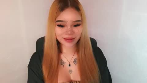 Snapshot of preciousangel69xxx chatting on December 2025 04:10:01 AM MAXXINE online show from December 2025 04:10:01 AM