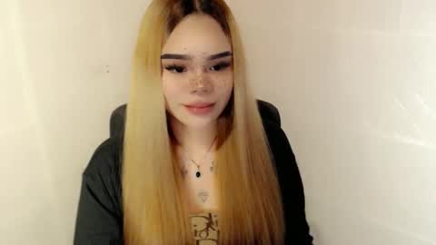 Snapshot of preciousangel69xxx chatting on January 2026 07:13:02 AM MAXXINE online show from January 2026 07:13:02 AM