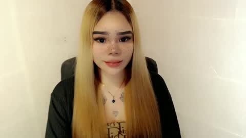 Snapshot of preciousangel69xxx chatting on January 2026 07:02:01 AM MAXXINE online show from January 2026 07:02:01 AM