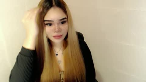 Snapshot of preciousangel69xxx chatting on February 2026 04:17:01 AM MAXXINE online show from February 2026 04:17:01 AM