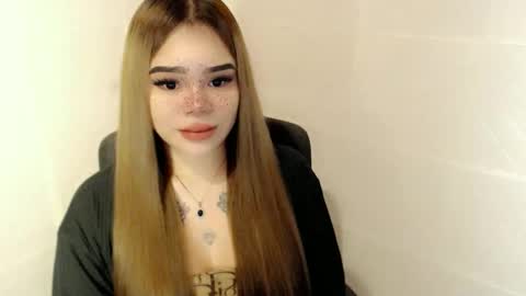 Snapshot of preciousangel69xxx chatting on February 2026 06:46:01 AM MAXXINE online show from February 2026 06:46:01 AM