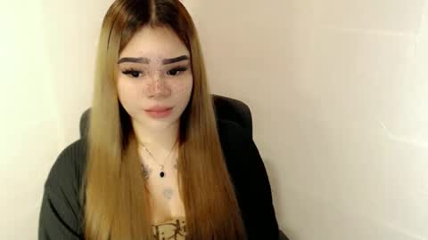 MAXXINE online show from March 2026 06:19:02 AM