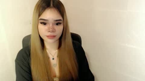 MAXXINE online show from April 2026 02:47:01 PM