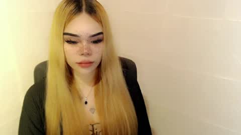 Snapshot of preciousangel69xxx chatting on July 2026 03:59:02 AM MAXXINE online show from July 2026 03:59:02 AM