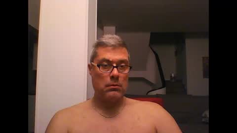 Snapshot of prendimisubito chatting on October 2025 03:19:01 AM prendimisubito online show from October 2025 03:19:01 AM