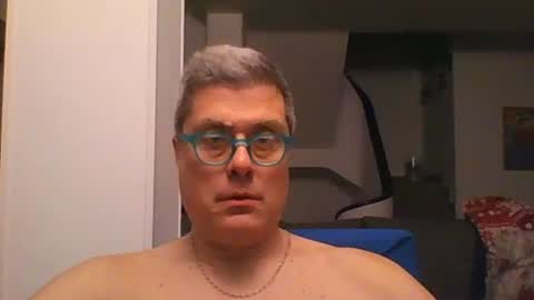 Snapshot of prendimisubito chatting on February 2026 11:58:02 PM prendimisubito online show from February 2026 11:58:02 PM