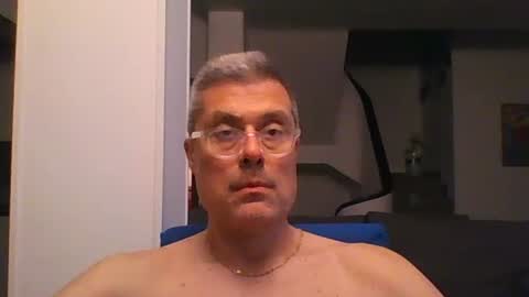 prendimisubito online show from May 2026 10:17:01 PM