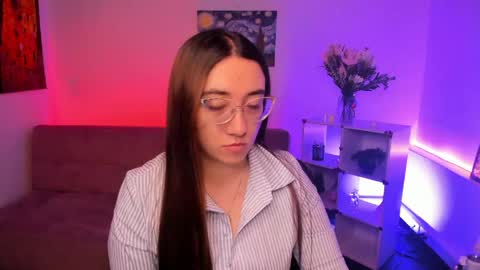 Snapshot of press_anykey chatting on June 2026 12:06:02 PM Camila online show from June 2026 12:06:02 PM