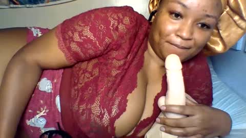 Prettie diva online show from May 2026 10:49:01 PM
