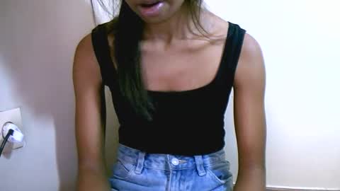 prettiethalia online show from February 2026 10:08:02 AM