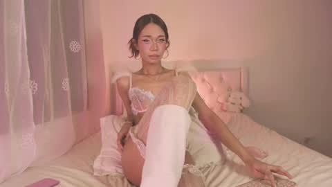 Snapshot of pretty_aerii chatting on May 2026 05:57:02 AM sarah online show from May 2026 05:57:02 AM