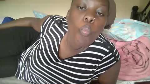 Snapshot of pretty_barbz chatting on June 2026 06:58:01 AM pretty_barbz online show from June 2026 06:58:01 AM