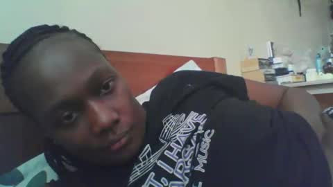 Snapshot of pretty_beib chatting on October 2025 09:00:02 AM Karol online show from October 2025 09:00:02 AM