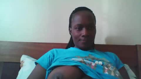 Snapshot of pretty_beib chatting on November 2025 04:23:02 AM Karol online show from November 2025 04:23:02 AM