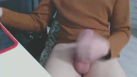 Snapshot of pretty_boyfriend chatting on February 2025 09:30:01 AM Pretty boy online show from February 2025 09:30:01 AM