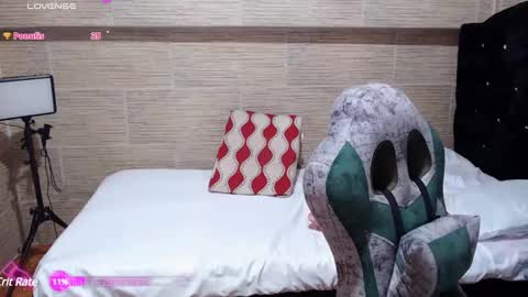 pretty_cristal22 online show from February 2025 01:58:01 AM