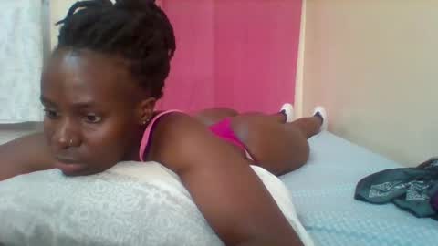 Snapshot of pretty_darya chatting on February 2025 07:50:01 AM pretty_darya online show from February 2025 07:50:01 AM