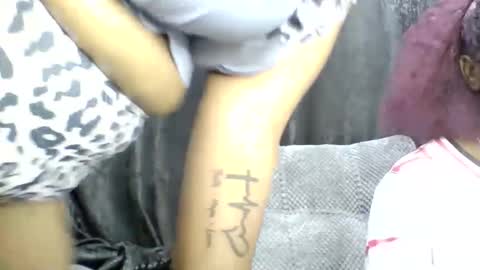 Snapshot of pretty_dee1 chatting on May 2026 09:40:01 AM pretty_dee1 online show from May 2026 09:40:01 AM