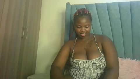 pretty_fel online show from November 2025 03:45:01 PM