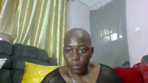 Snapshot of pretty_ivy chatting on December 2024 09:03:01 AM SARAH online show from December 2024 09:03:01 AM