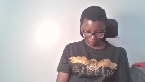 pretty_kemmy online show from September 2025 08:15:02 AM