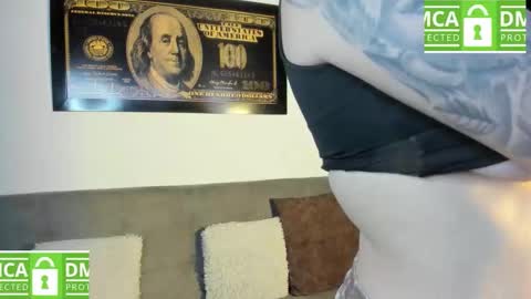 pretty lana online show from November 2025 10:24:01 PM