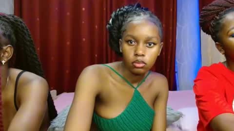 Snapshot of pretty_lioness_ chatting on February 2026 05:36:01 PM Pretty online show from February 2026 05:36:01 PM