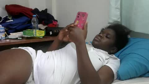pretty_melan online show from June 2026 05:43:02 AM