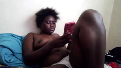 pretty_melan online show from June 2026 08:12:02 AM