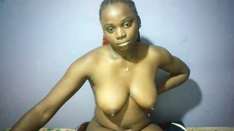 Snapshot of pretty_melinda2 chatting on January 2025 06:49:02 PM Mary Melinda online show from January 2025 06:49:02 PM