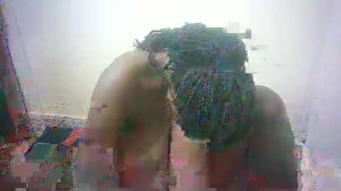 pretty_milan online show from May 2026 11:05:01 AM
