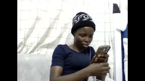 Snapshot of pretty_petite_ebony chatting on June 2026 05:57:01 PM pretty_petite_ebony online show from June 2026 05:57:01 PM