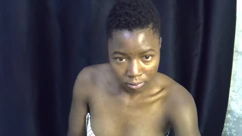 Snapshot of pretty_queen18 chatting on February 2025 03:05:02 PM NASH online show from February 2025 03:05:02 PM