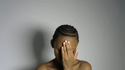 Pretty doll online show from February 2026 07:01:02 PM