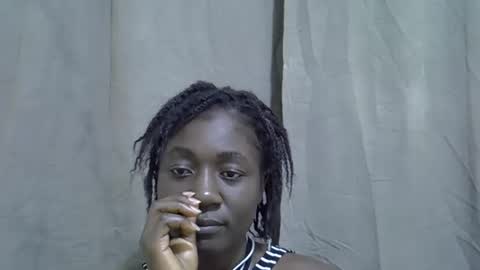 Snapshot of pretty_swirl chatting on February 2026 02:24:01 AM Twirl online show from February 2026 02:24:01 AM