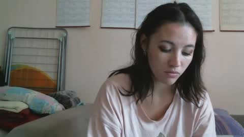 Bella online show from October 2025 08:11:02 AM