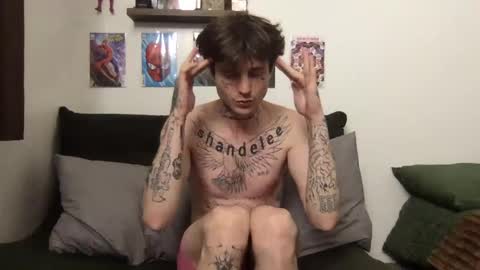 pretty boy online show from October 2025 01:57:01 AM