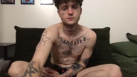 pretty boy online show from October 2025 06:35:02 AM