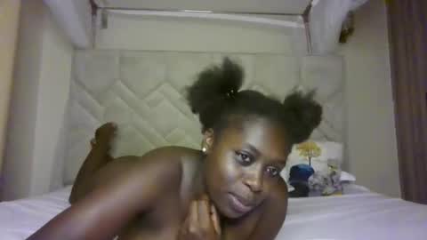 prettydulce online show from June 2026 03:45:01 PM