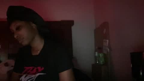 prettyfacefemale online show from August 2026 06:38:01 AM