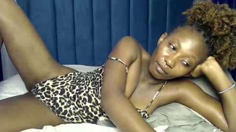 Snapshot of prettygoddess1 chatting on November 2025 06:02:01 AM Mary online show from November 2025 06:02:01 AM