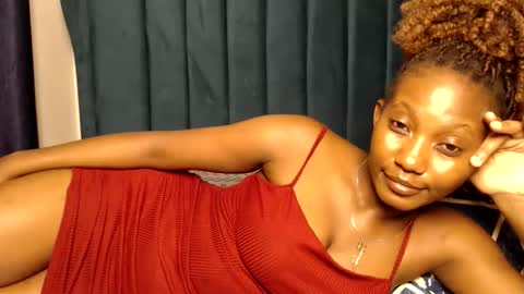 Snapshot of prettygoddess1 chatting on November 2025 05:16:01 PM Mary online show from November 2025 05:16:01 PM