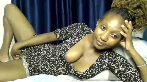 Snapshot of prettygoddess1 chatting on December 2025 06:02:01 PM Mary online show from December 2025 06:02:01 PM